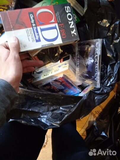 Видеокассеты с фильмами