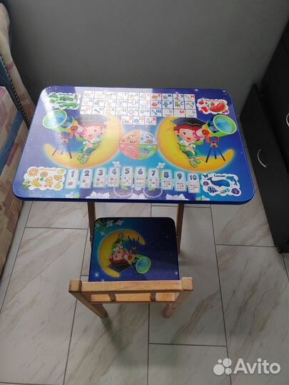 Детский стол и стул