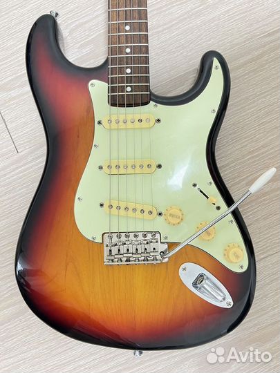 Электрогитара squier by fender stratocaster