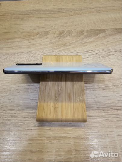 Мобильные телефоны