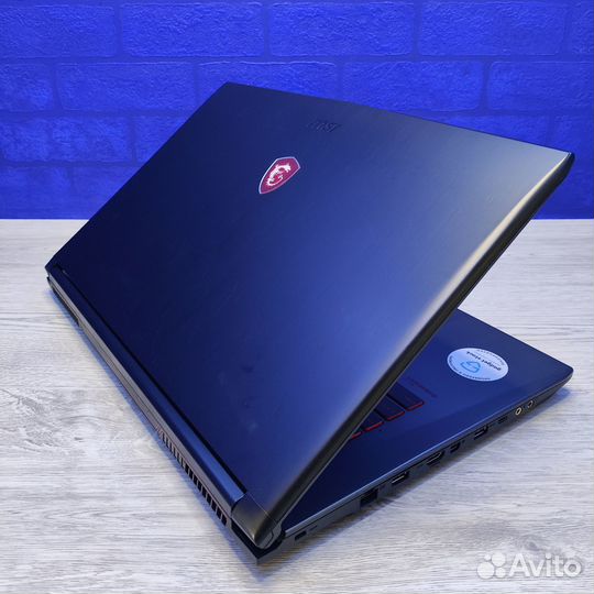 Игровой ноутбук MSI GV72 7rd-1222ru