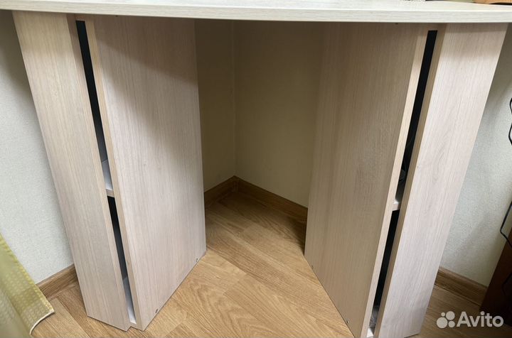 Туалетный столик