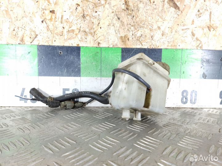 Бачок главного тормозного цилиндра Chery Tiggo 200