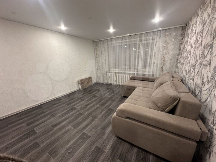 2-к. квартира, 42 м², 2/2 эт.