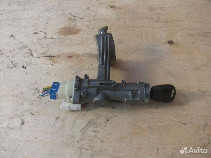 Замок зажигания Hyundai Getz