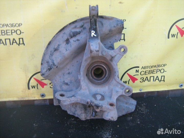Кулак поворотный передний правый Bmw X5 E53 M54B30