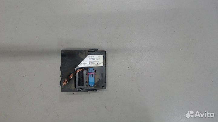 Блок управления бесключевого доступа Volkswagen Je