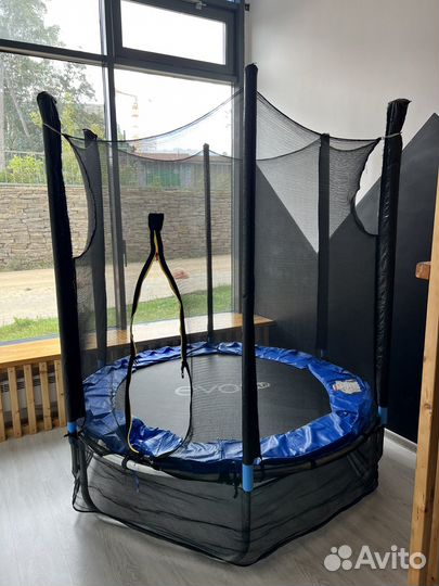 Батут большой с сеткой. До 120 кг