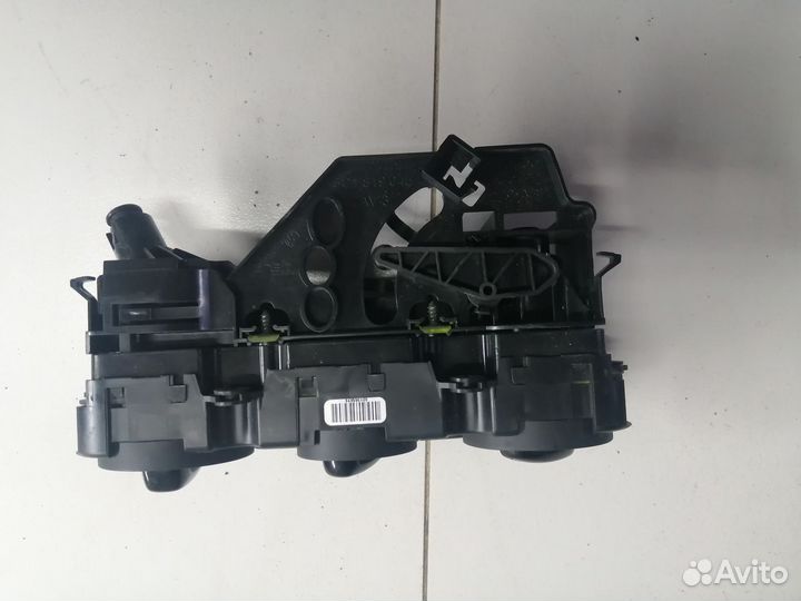 Блок управления отопителем Jetta (NF) VI(2010–2014