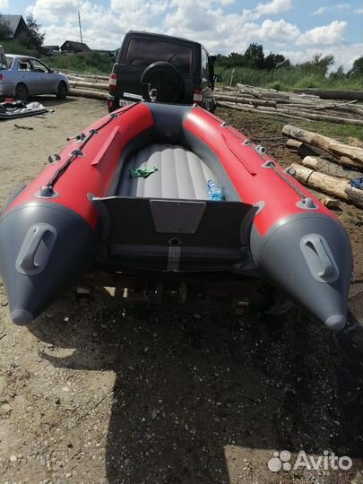 Резиновая лодка с мотором