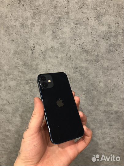 iPhone 12 mini, 64 ГБ