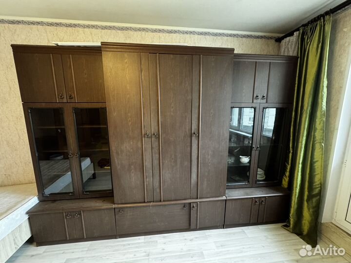 Стенка в гостиную со шкафом