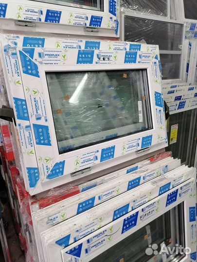 Пластиковые окна 700х500 мм