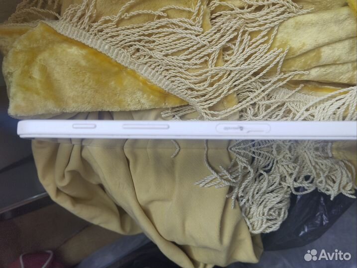 Планшет самсунг галакси таб А6(2016)