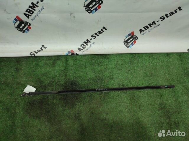 Молдинг стекла передний правый Bmw 530I F10