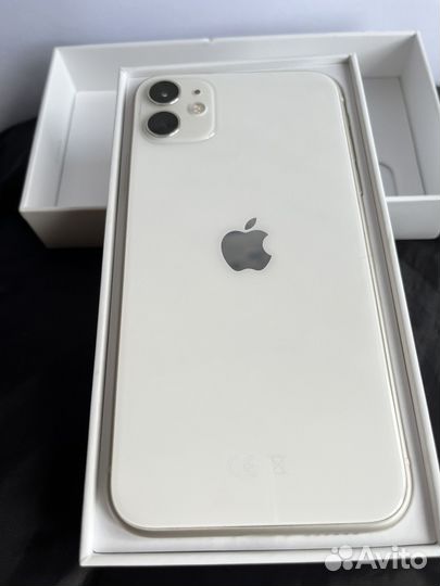 iPhone 11, 64 ГБ