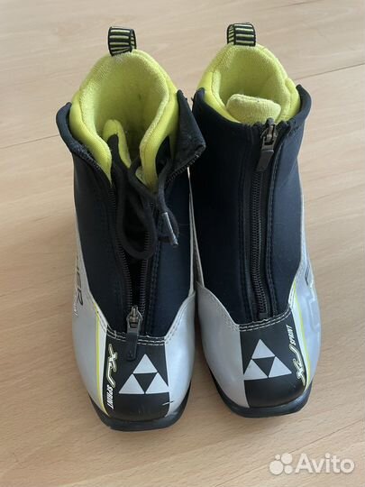 Лыжные ботинки fischer 35