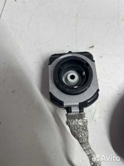 Блок ксенона передний Toyota Camry V50/V55