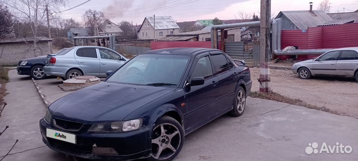 Honda Accord 2.0 AT, 1999, 250 000 км