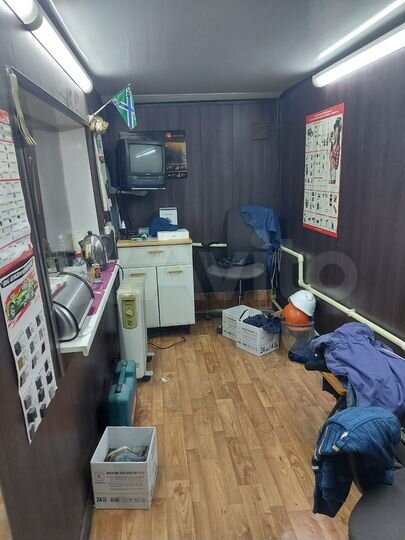 Гараж, > 30 м²