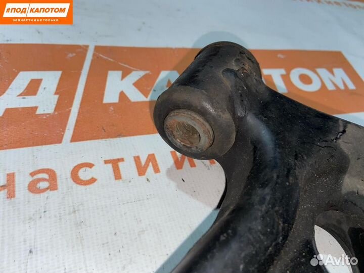 Рычаг передний правый нижний Mitsubishi Outlander