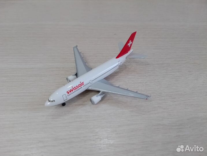 Самолёт в коробке. Airbus A310-322 