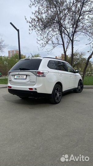 Mitsubishi Outlander 2.0 CVT, 2013, 179 000 км