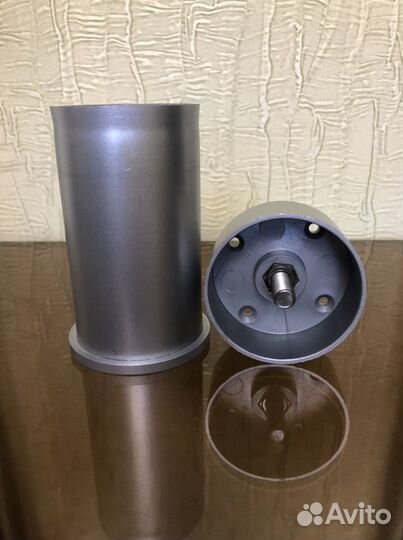 Опора мебельная регулируемая