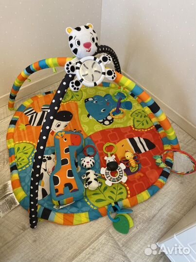 Развивающий коврик