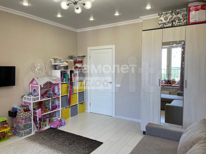 2-к. квартира, 60 м², 11/18 эт.