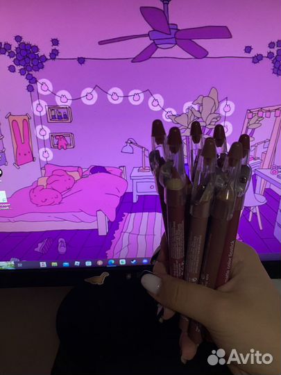 Матовые карандаши для губ