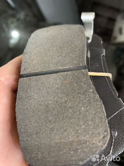 Колодки тормозные передние Ford