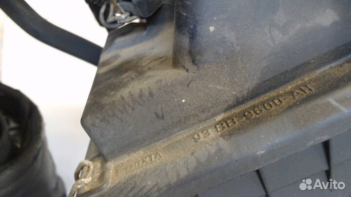 Корпус воздушного фильтра Ford Mondeo 1, 1995