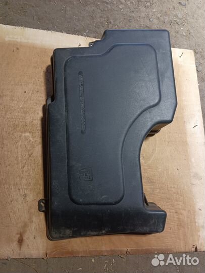 Крышка блока предохранителей Citroen C5