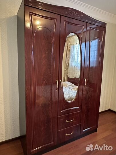 Спальный гарнитур бу