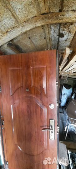 Дверь входная бу