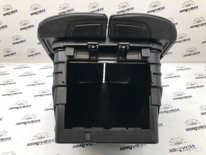 Подлокотник Bmw X5 E70 N57D30A 2011
