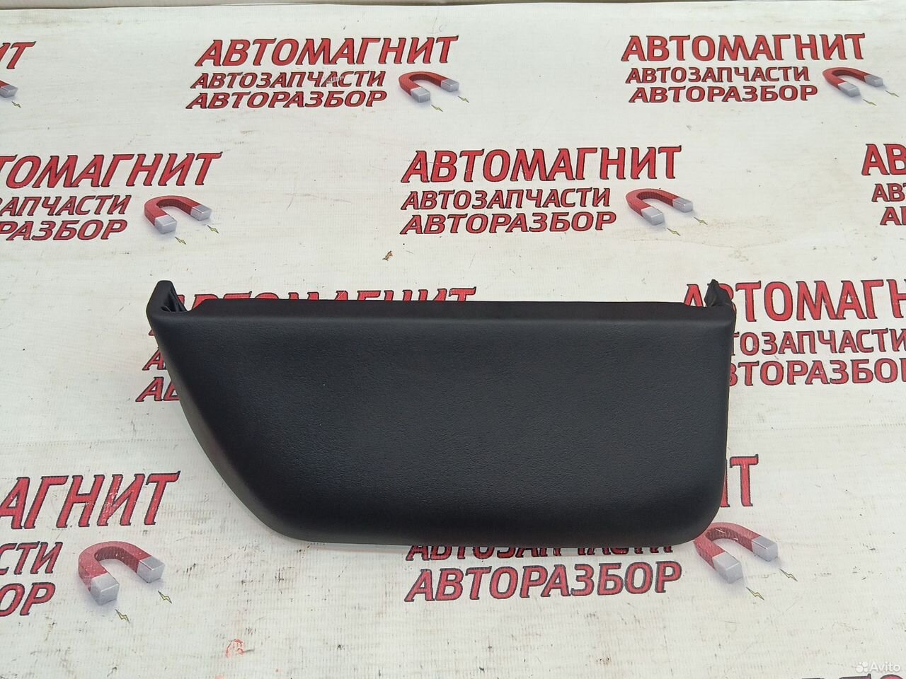 Накладка торпедо парприза Lixiang L7