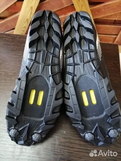 Велотуфли Shimano ME200