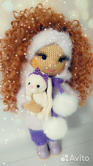 Кукла ручной работы с одеждой