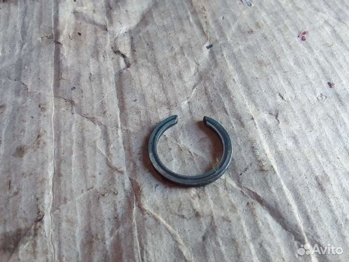 Стопорное кольцо 4 шестерн втор вал Chery Amulet