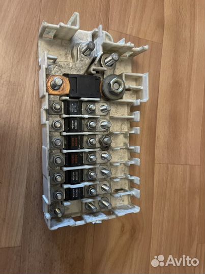 Блок предохранителей бмв е39