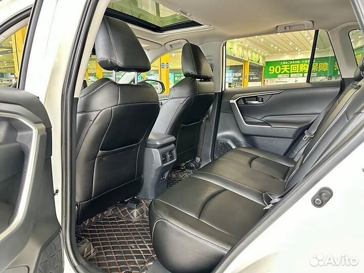 Toyota RAV4 2.0 CVT, 2020, 48 000 км