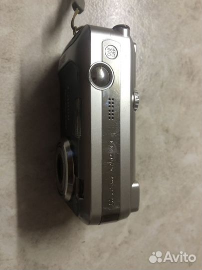 Компактный фотоаппарат