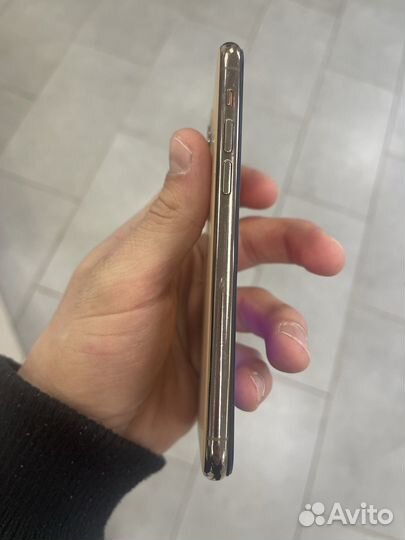 iPhone 11 Pro, 64 ГБ