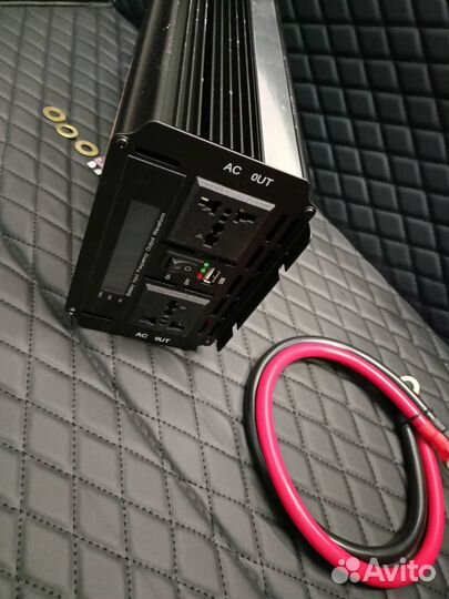 Автомобильный инвертор с 12 на 220 3000w