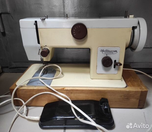 Швейная машинка 