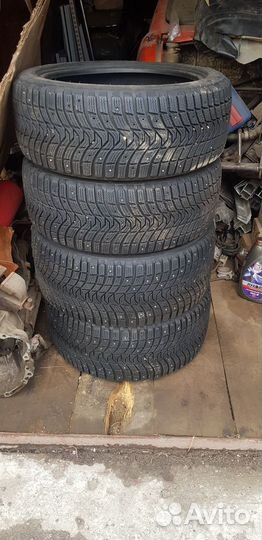 Michelin X-Ice North 3 245/45 R19 и 275/40 R19 102H