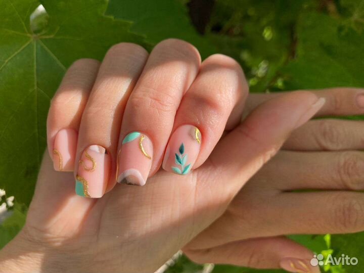 Мастер маникюра и педикюра