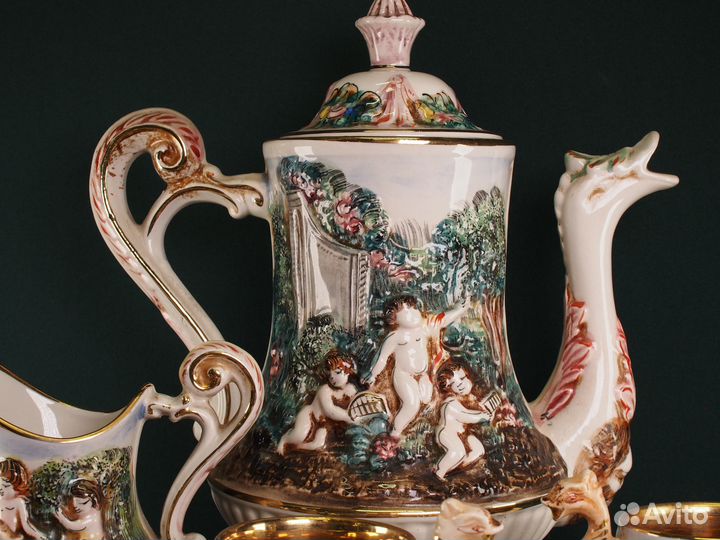 Коллекционный чайный сервиз. Capodimonte